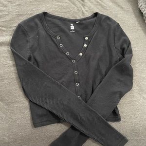 Pacsun size medium button up black long sleeve crop top Never worn